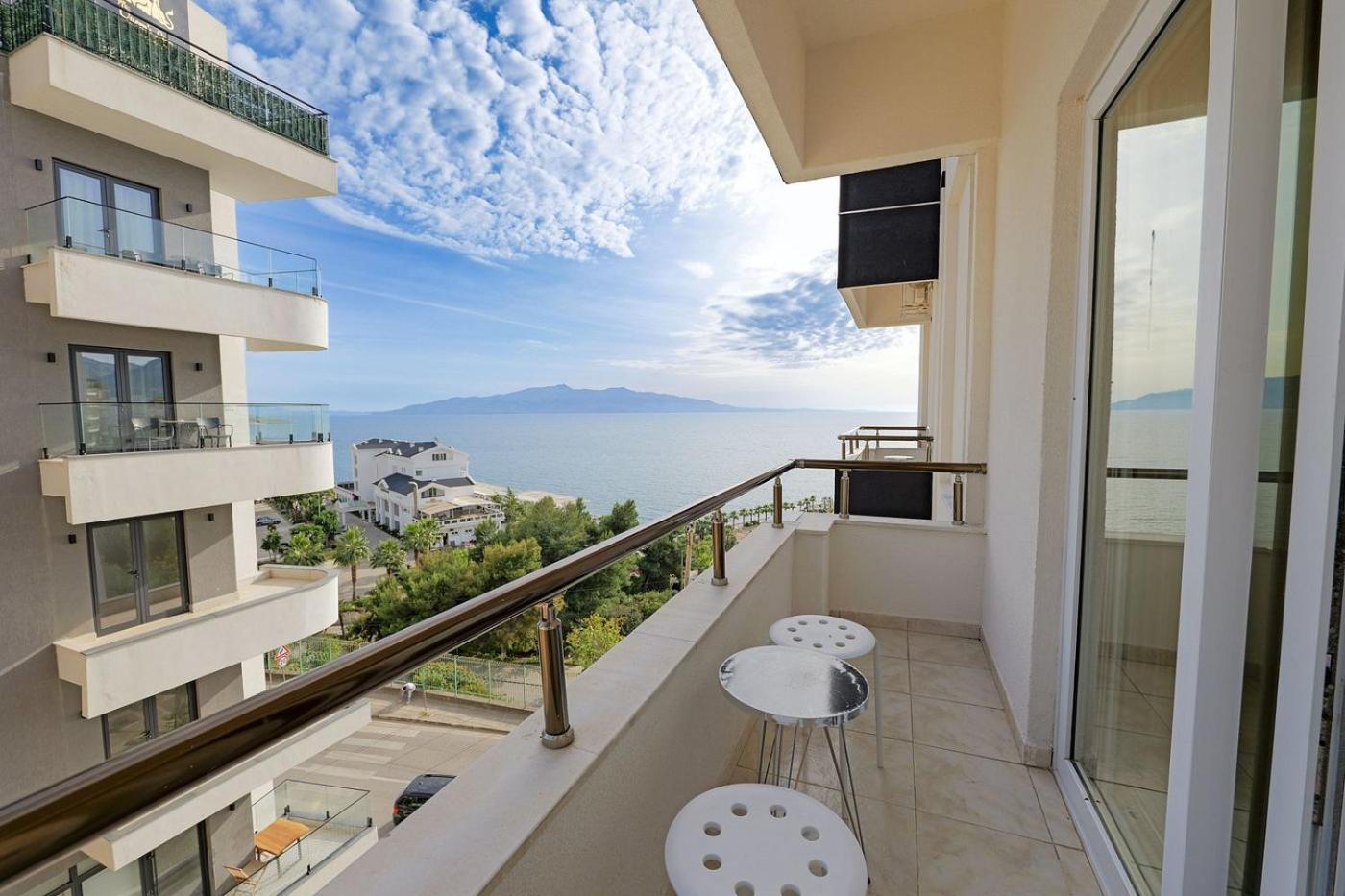Helia Seaside Hotel ساراندا المظهر الخارجي الصورة