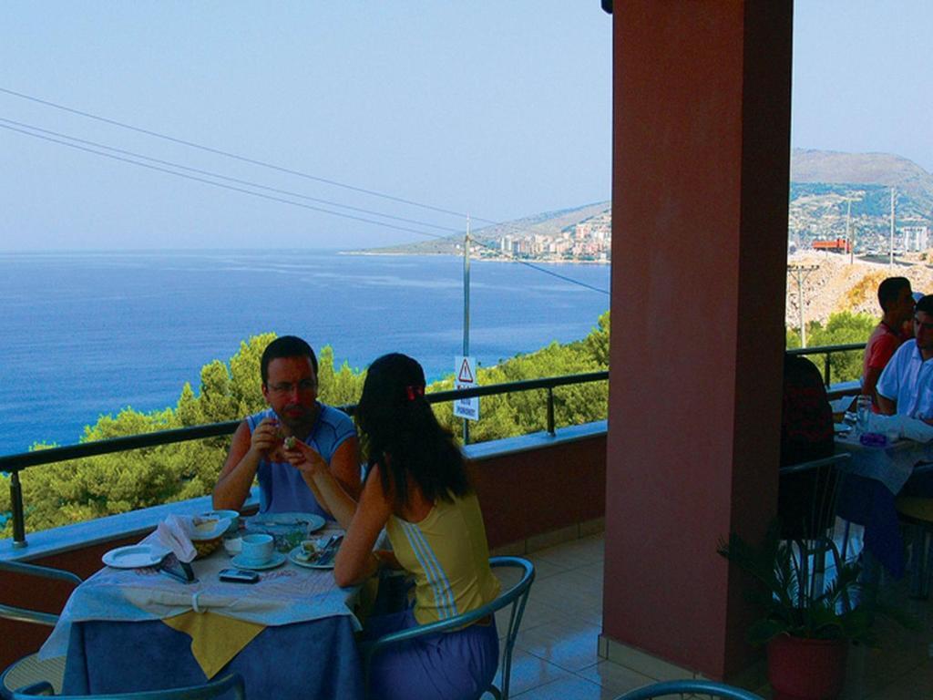 Helia Seaside Hotel ساراندا المظهر الخارجي الصورة