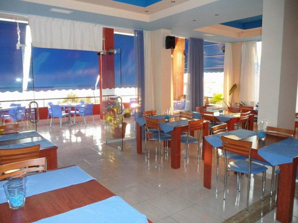 Helia Seaside Hotel ساراندا المظهر الخارجي الصورة